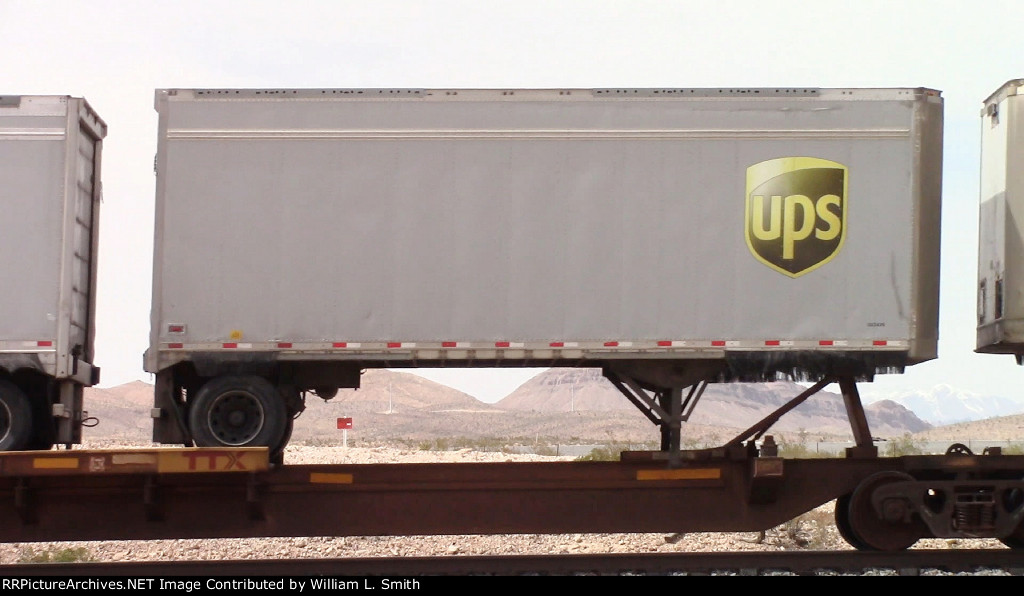 WB Intermodal Frt @ Erie NV -103